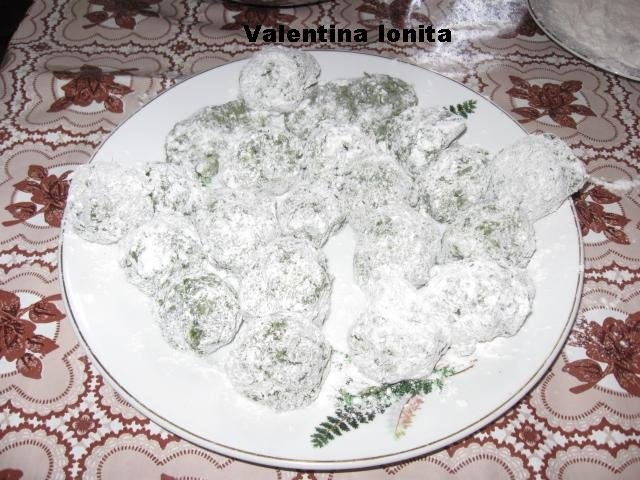 Chiftelute din guvizi de apa dulce