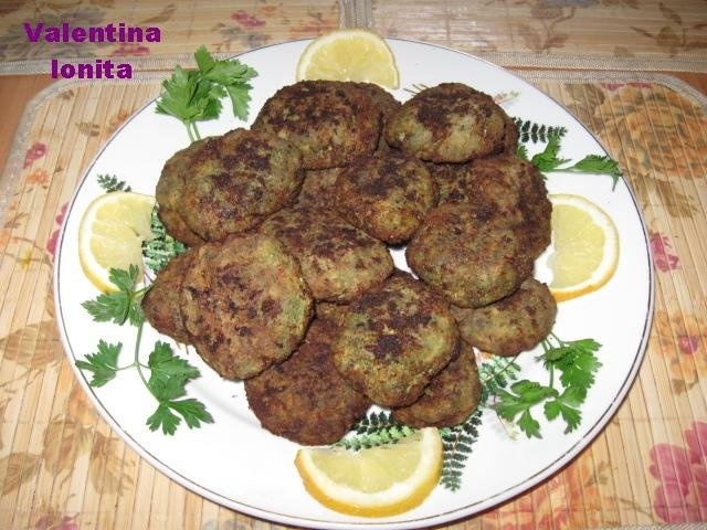 Chiftelute din guvizi de apa dulce