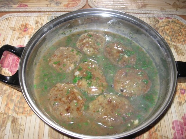 Chiftelute de guvizi de apa dulce marinate