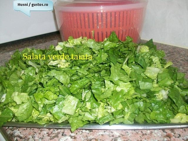 Salata de salata verde oparita (cu iaurt)