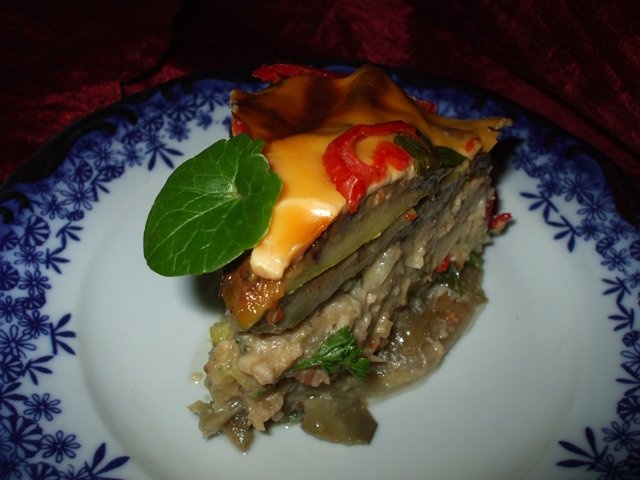 Coronita din vinete cu legume si soia la cuptor