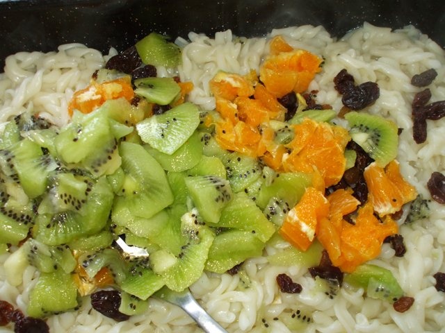 Budinca de paste cu fructe