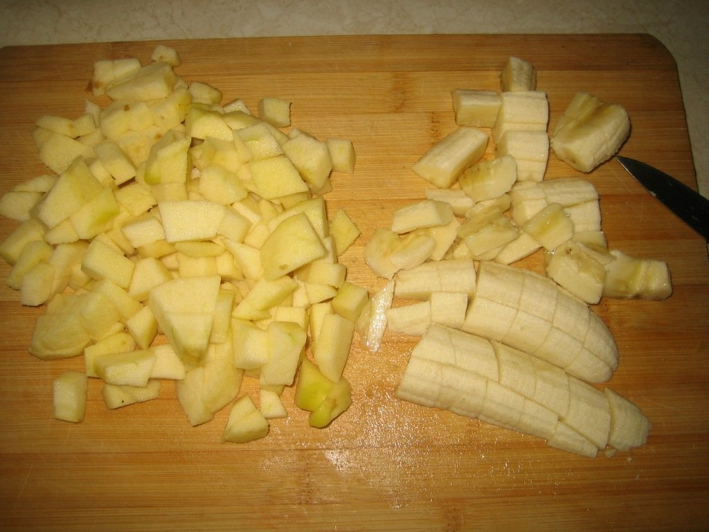 Chec cu mere,banane si scortisoara