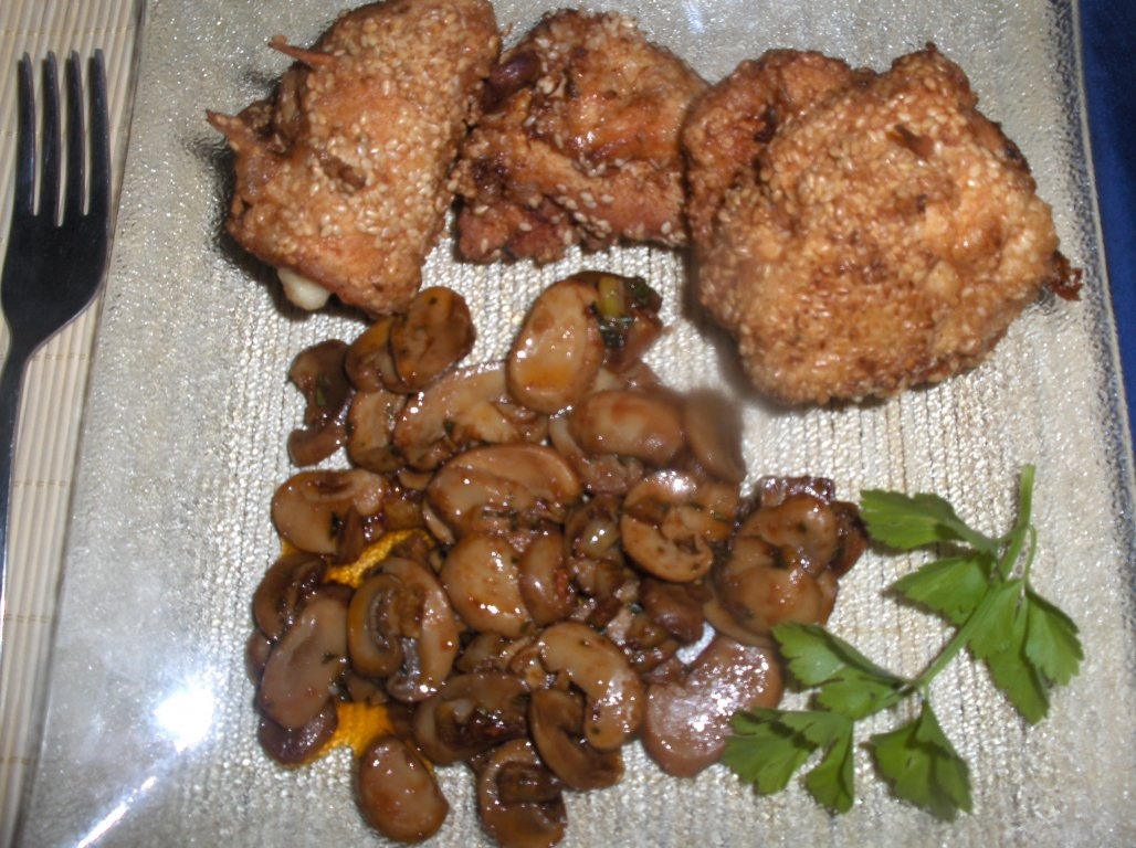 Rulou de piept de pui cu susan