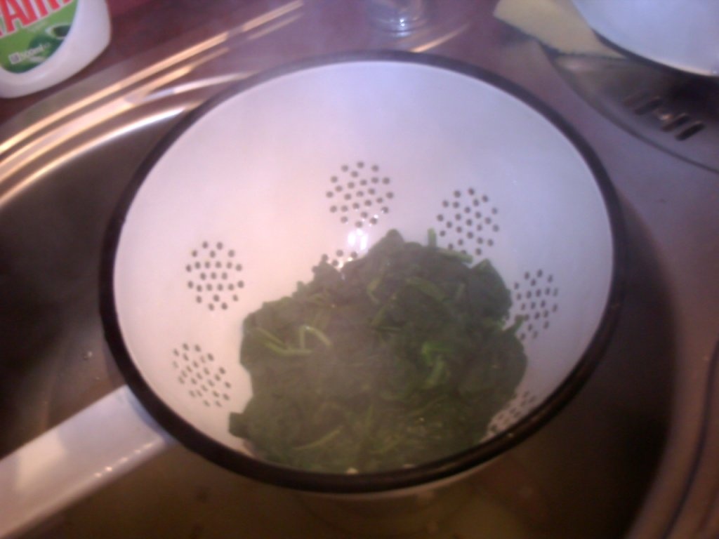 Ficat cu spanac si bureti de pom pane