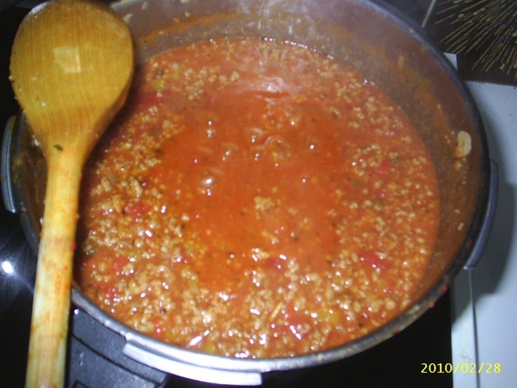 Spaghete a la Aurora