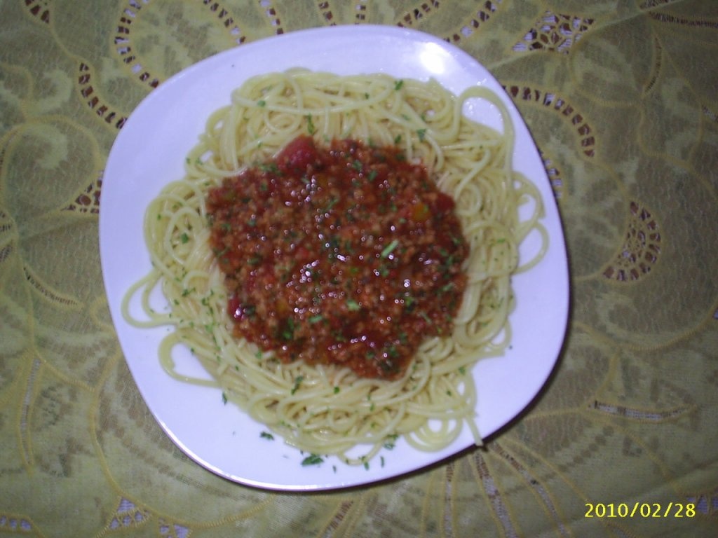 Spaghete a la Aurora