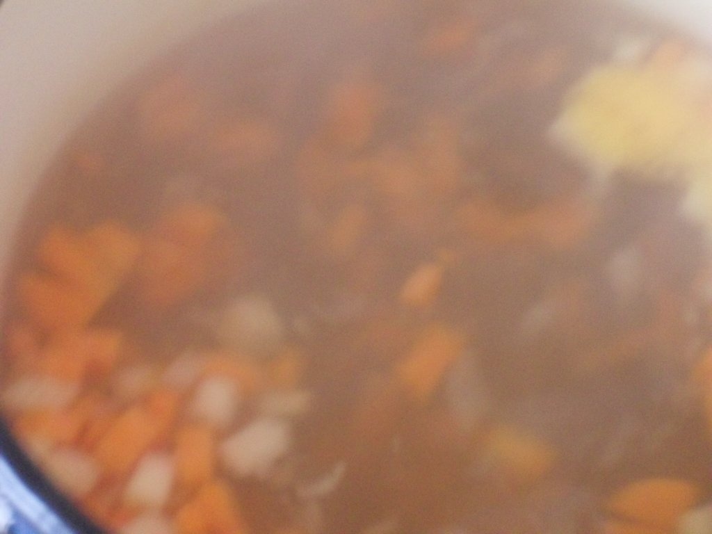 Zama de loboda rosie cu paparaie