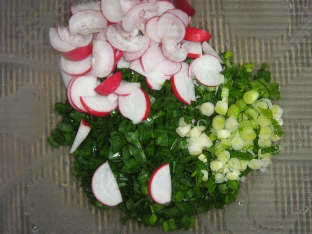 Salata verde cu ridichi