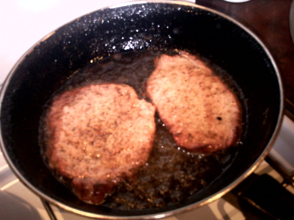 Cotlet in sos de hrean