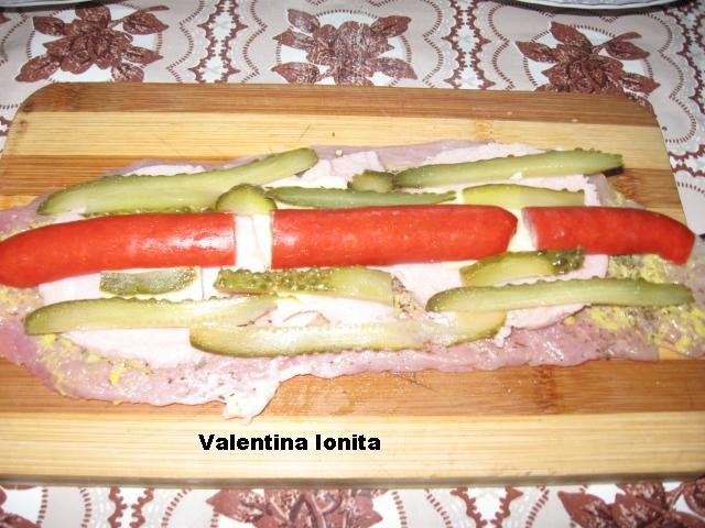 Rulada de porc si ciuperci la cuptor