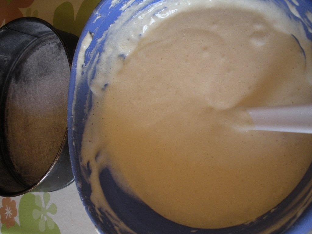 Tort cu crema de ciocolata