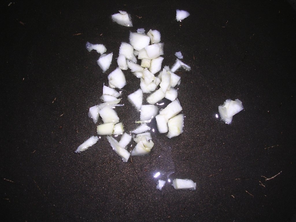 Spaghete cu rosii si busuioc