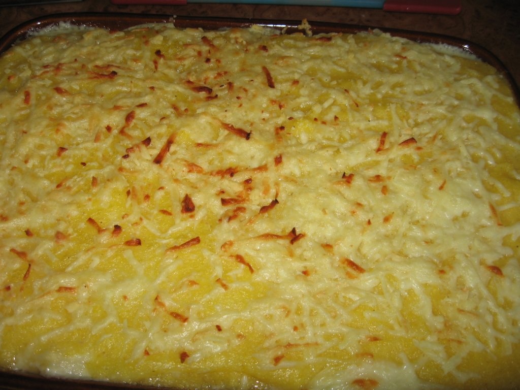 Mamaliga cu brinza Focsani