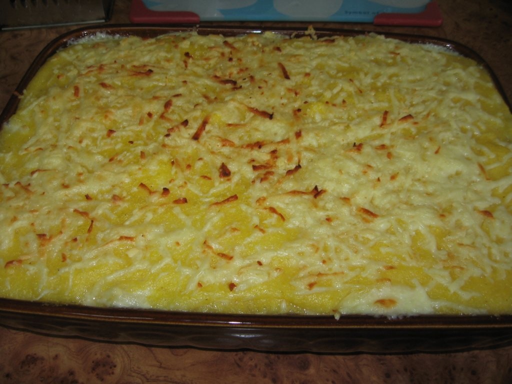 Mamaliga cu brinza Focsani