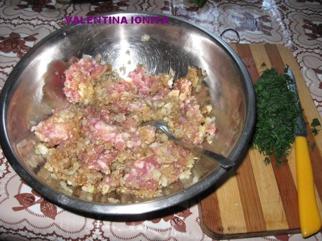 Vinete umplute cu carne