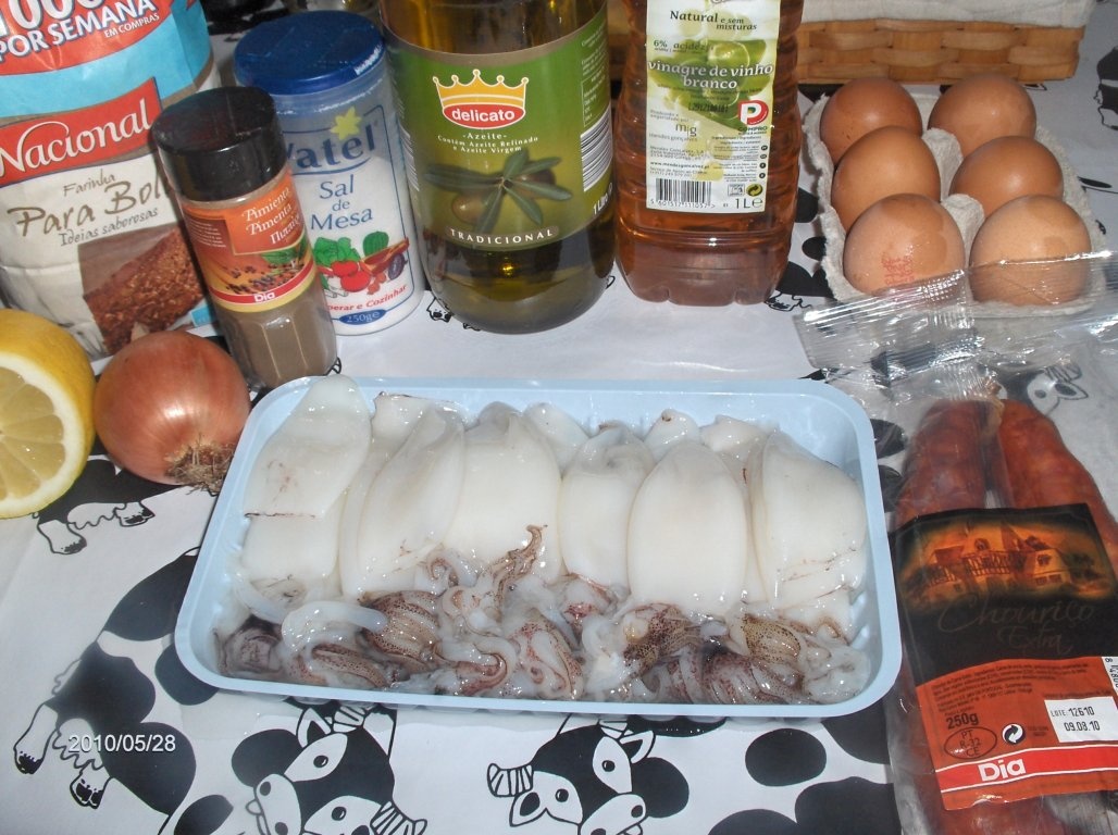Calamari umpluti(Lulas Recheadas à Poveiro)