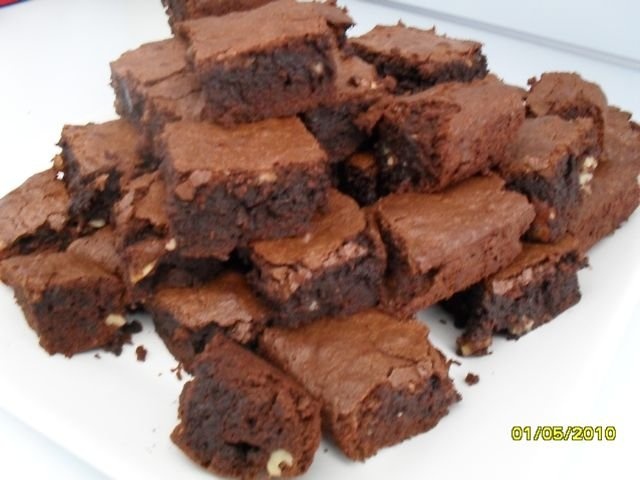 Brownies cu nuca