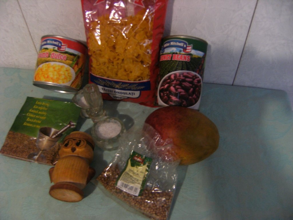 Salata "exotica" de paste