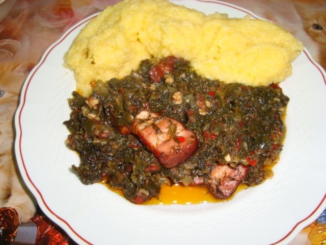 Tocanita de marar cu ceapa verde si afumatura