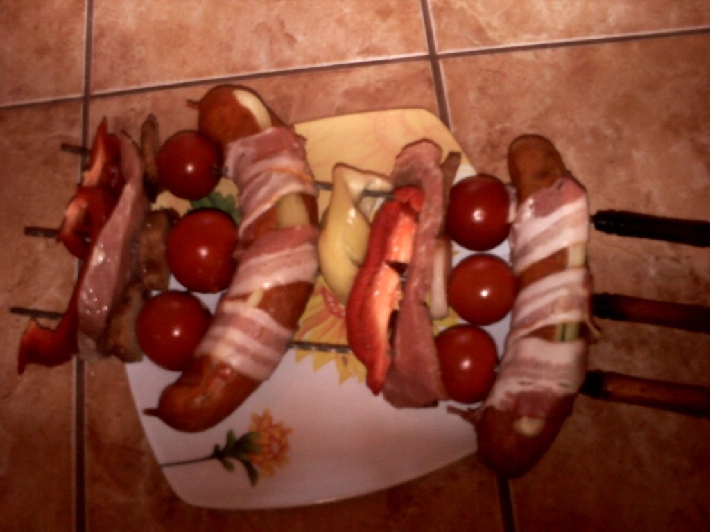 Frigrarui de carnat cu legume