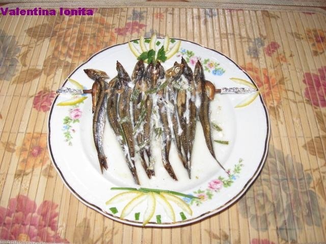 Ceatal la grill (gratar) cu sos alb