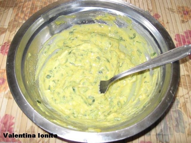 Ceatal la cuptor cu sos de mustar si tarhon