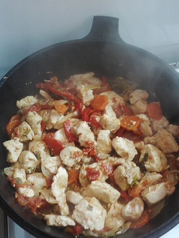 Mix de legume cu piept de pui