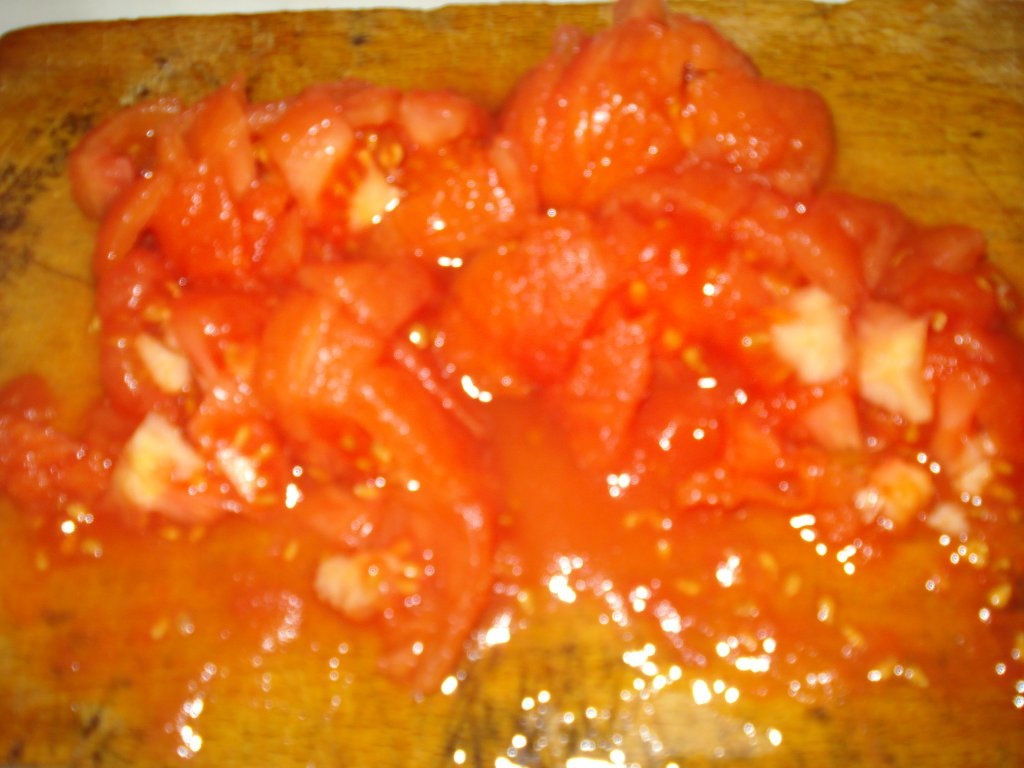 Spaghete cu rosii si busuioc