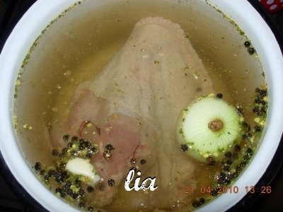 Ciorbita bogata, pe aripi de curcan