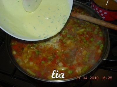 Ciorbita bogata, pe aripi de curcan