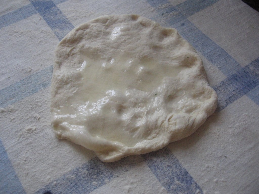 Placinta cu cartofi sau branza ,de la mama