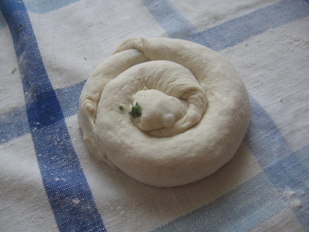 Placinta cu cartofi sau branza ,de la mama