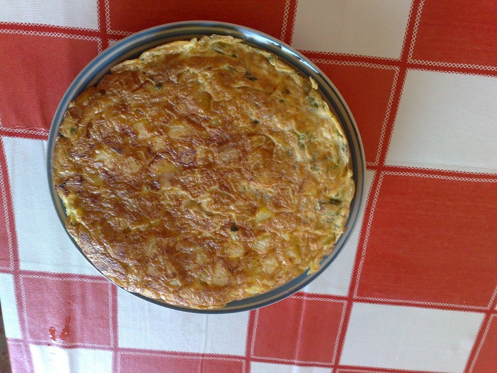 Tortilla de patatas (omleta cu cartofi)