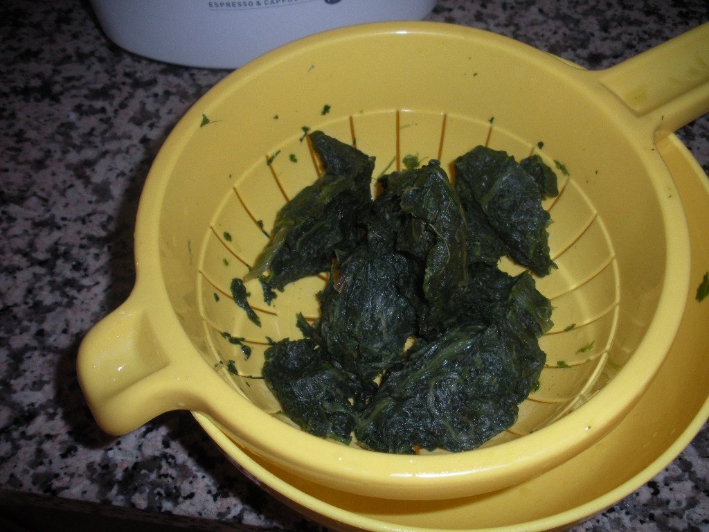 Palarii de pasta cu spanac