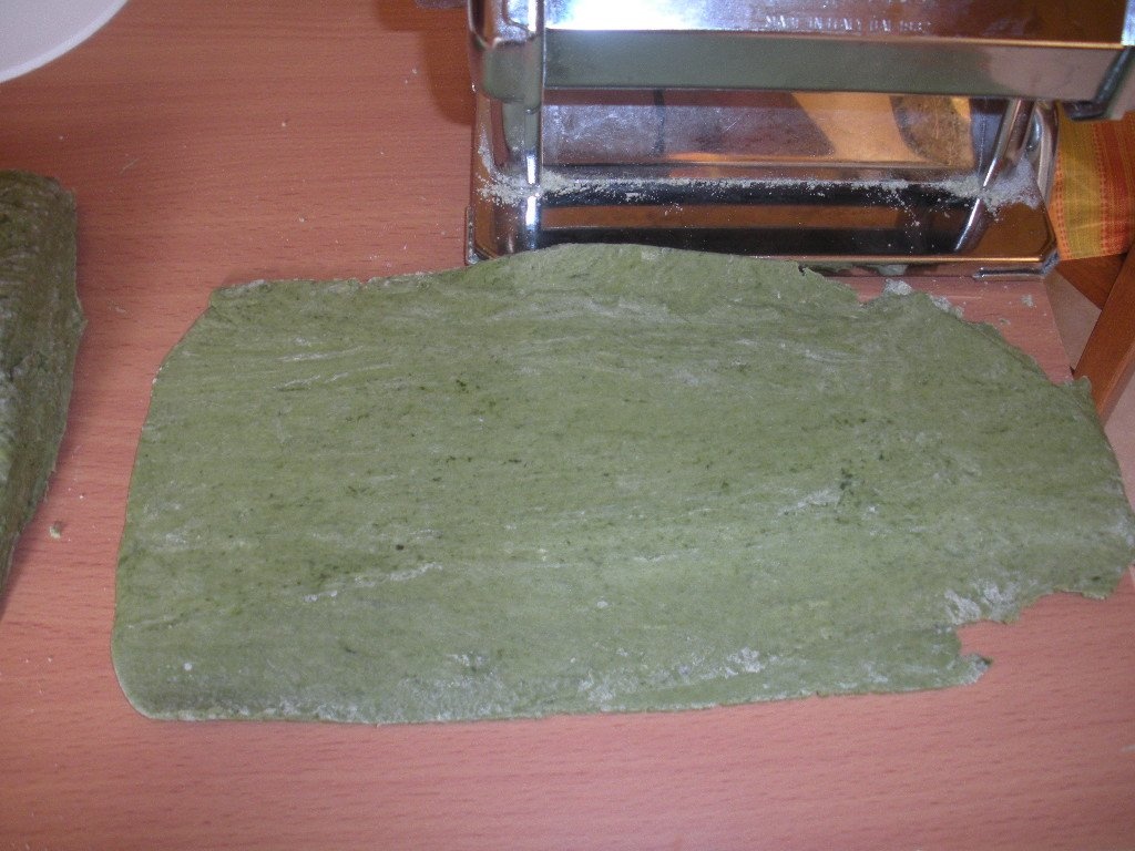 Palarii de pasta cu spanac