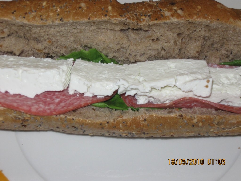 Sandwich cu mini-bagheta