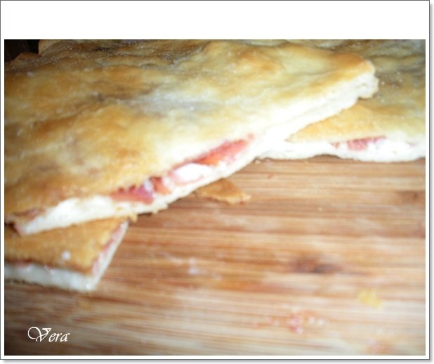 Focaccia cu branza si speck