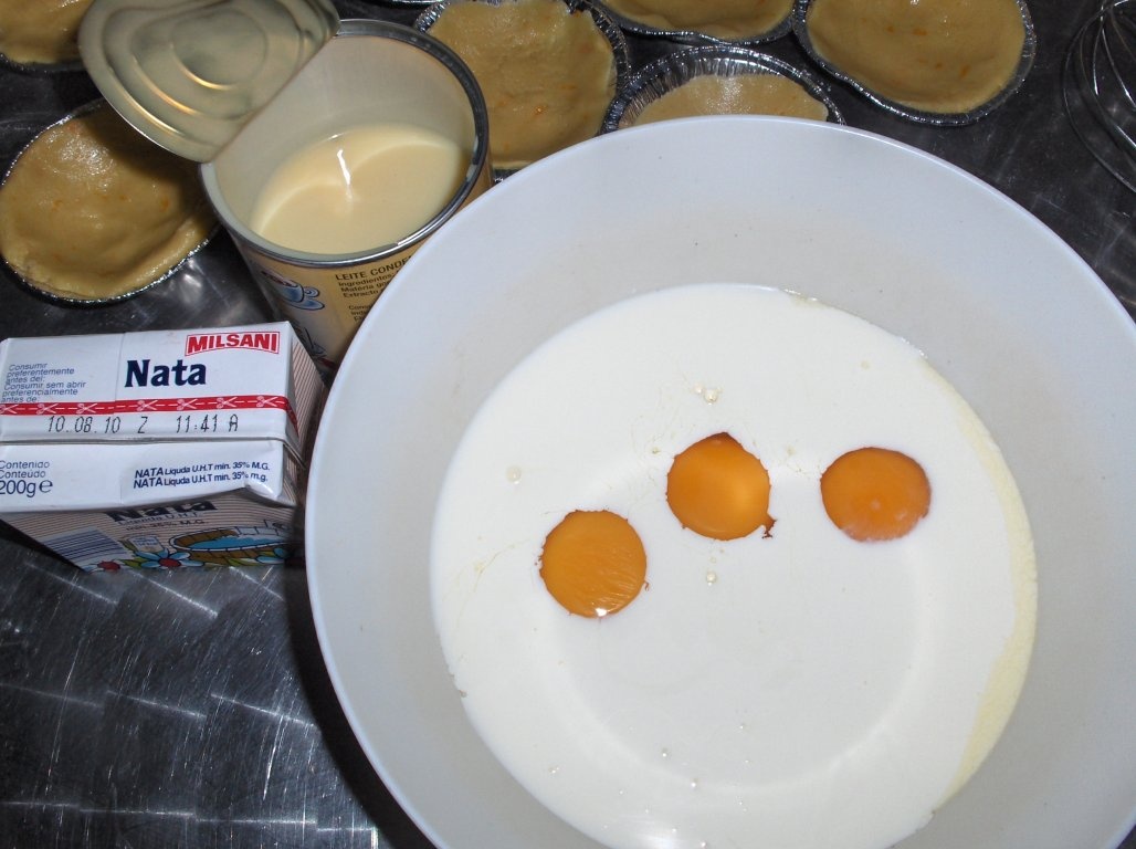 Mini tarte de portocalã (Tarteletes de laranja)