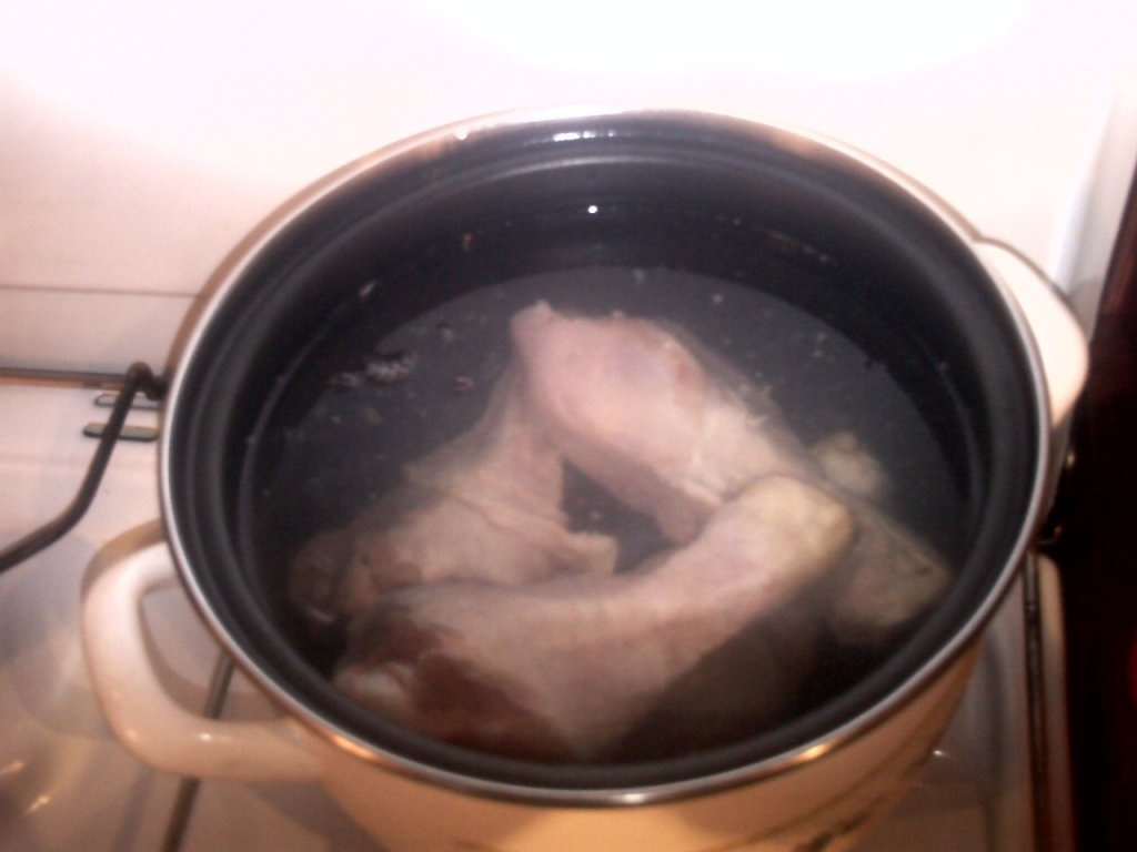 Pulpe de pui prajite in piure de cartofi