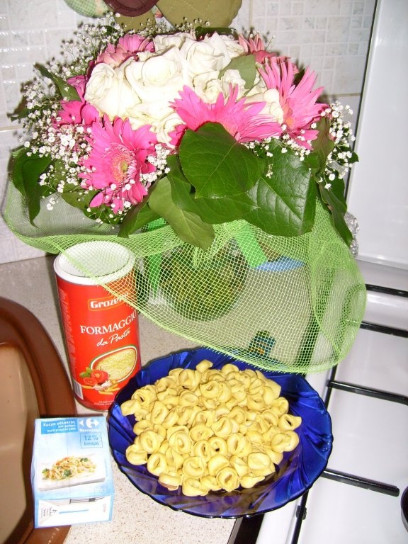 Tortellini cu sos alb