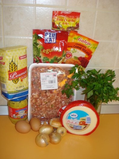 Rulada de carne tocata