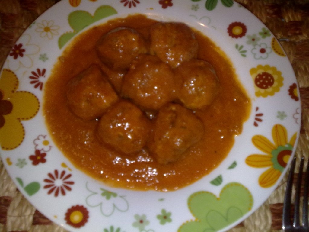 Perisoare in sos de ceapa si bulion