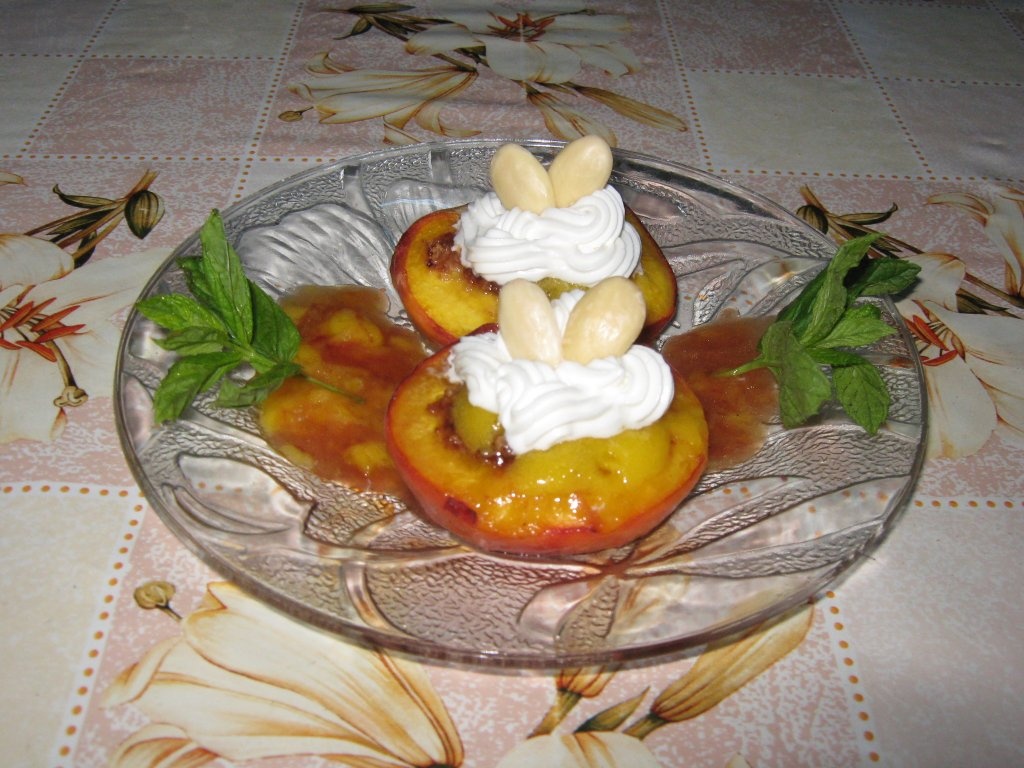 Piersici umplute la cuptor