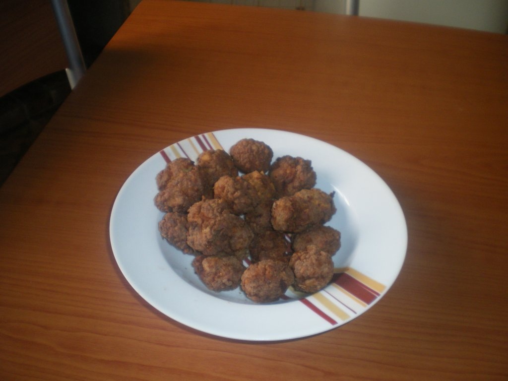 Chiftelute cu morcov ras