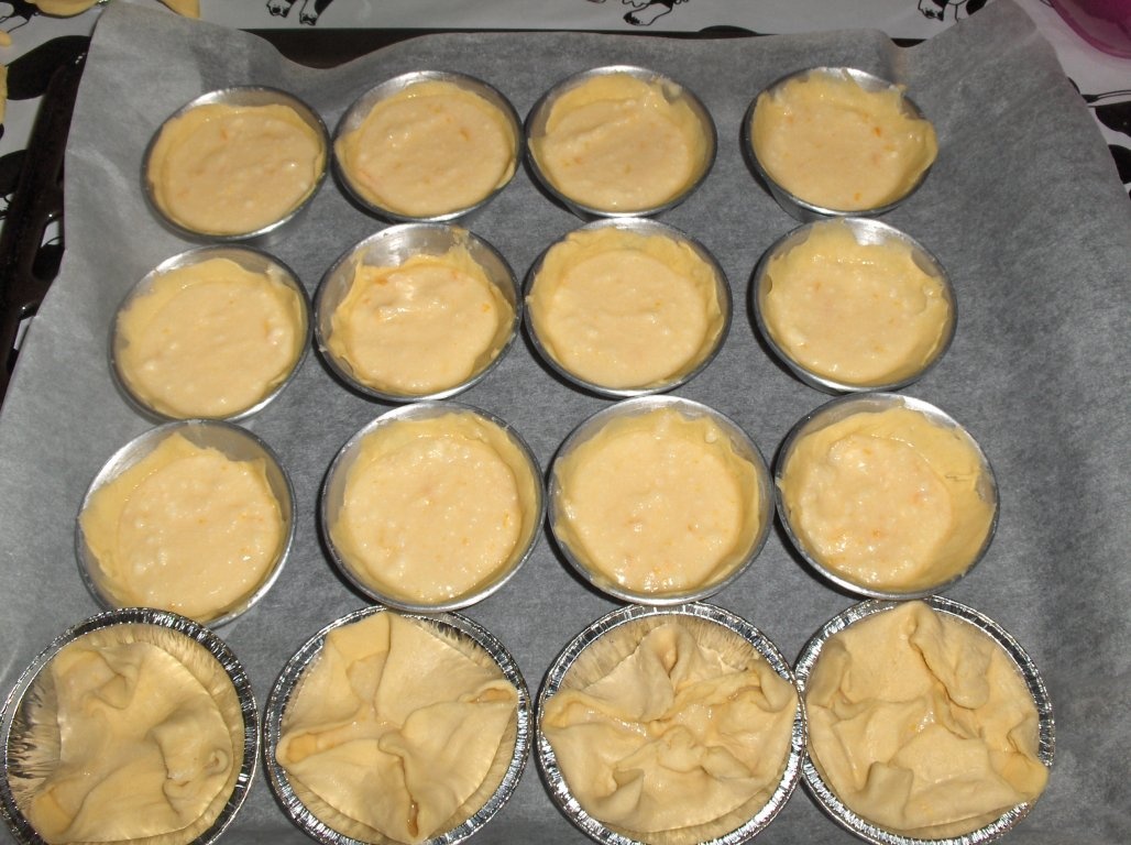 Mini tarte cu cremã de urdã si scortisoarã