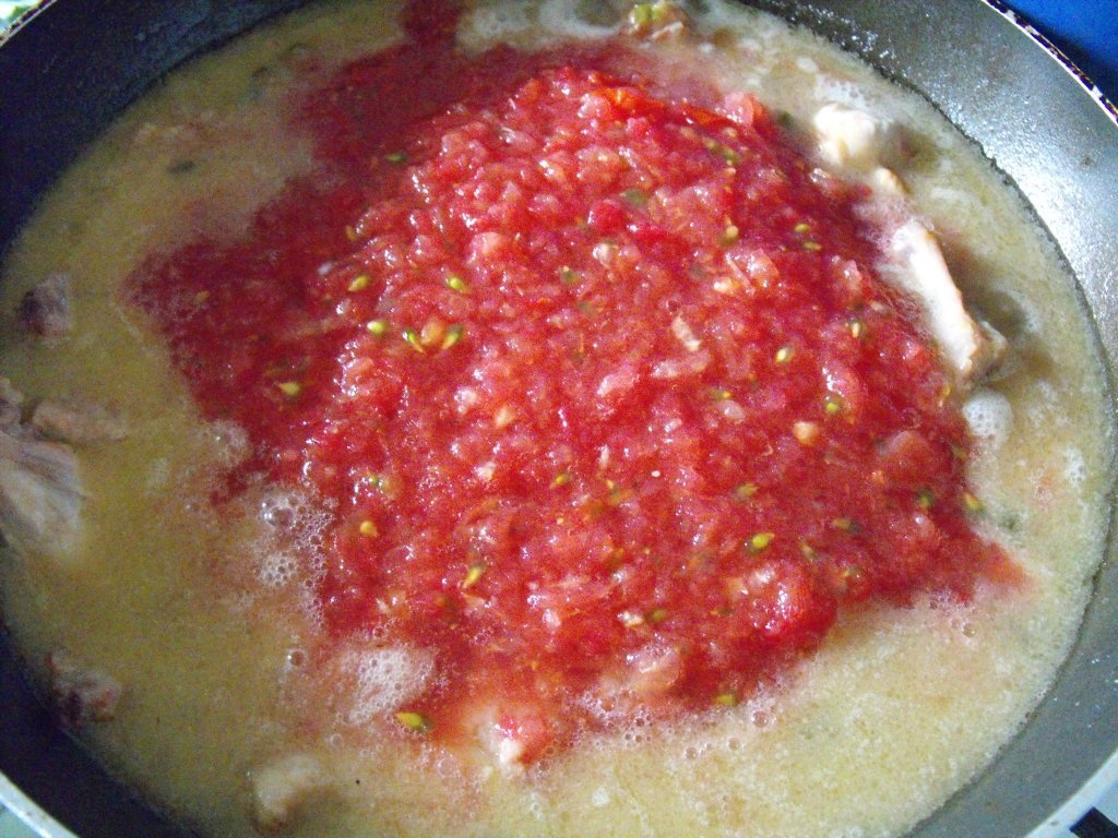 Ostropel din aripioare de pui