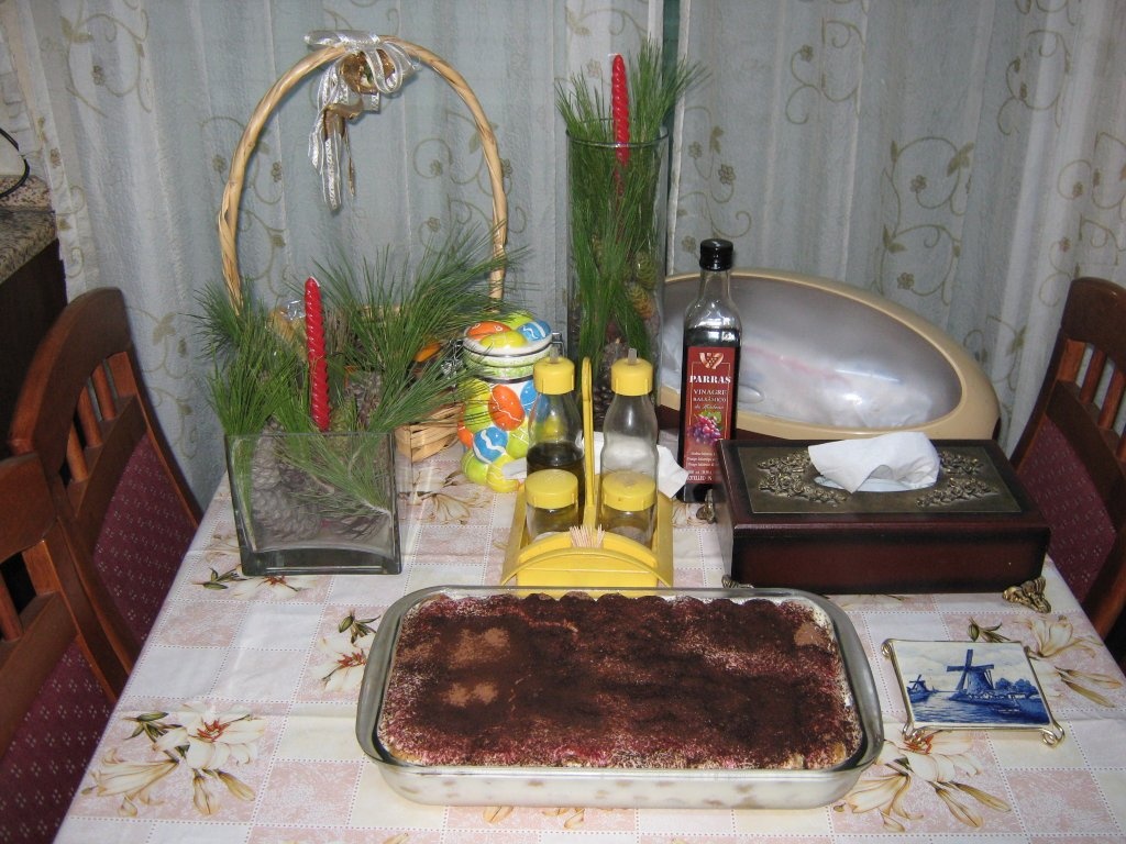 Tiramisu cu piersici