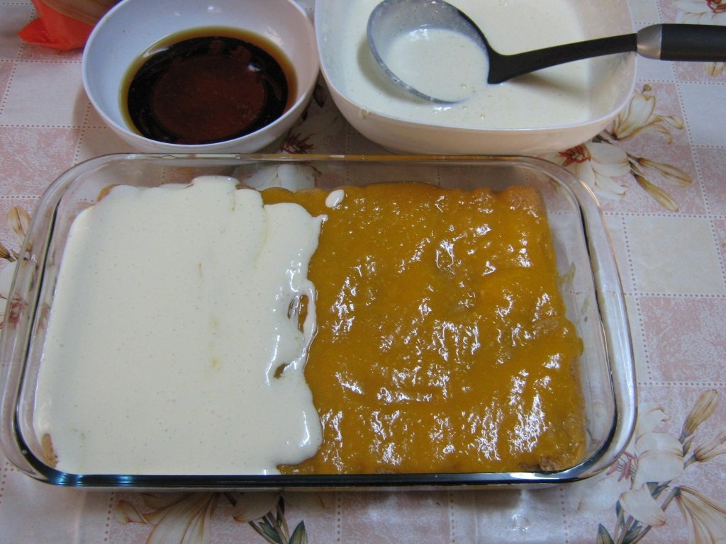 Tiramisu cu piersici