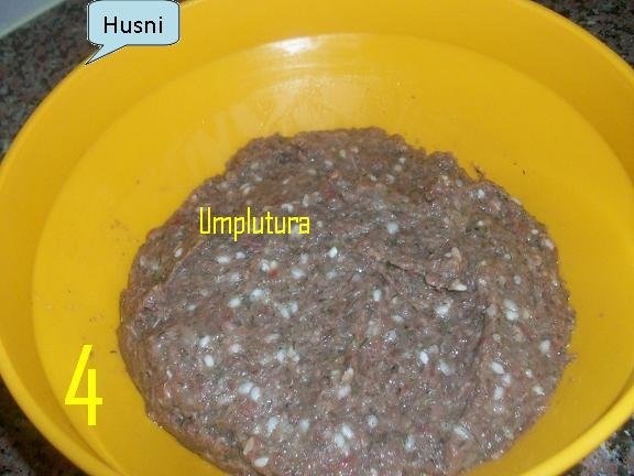 Sarmale in foi de varza dulce